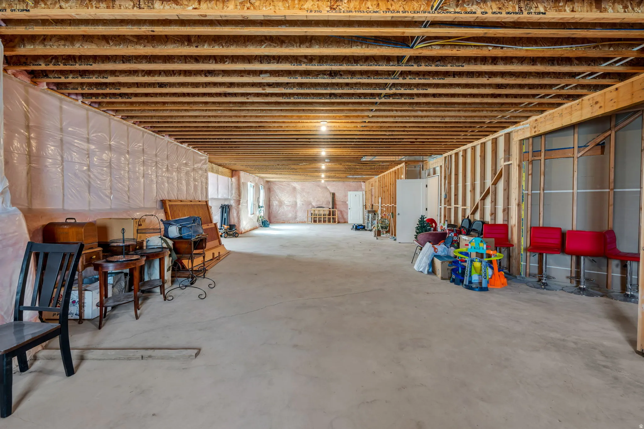 Full unfinished basement
