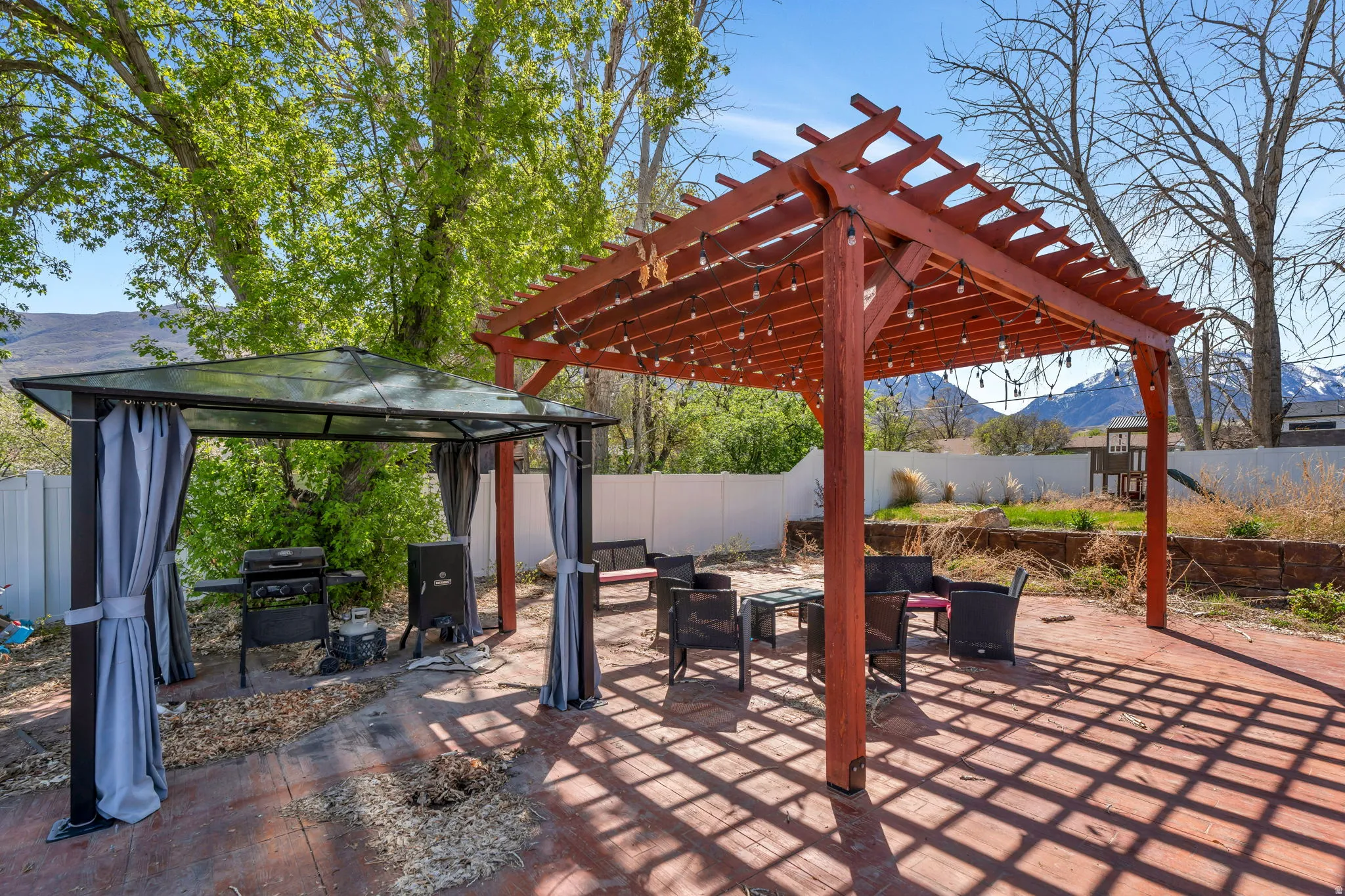 Large entertaining space