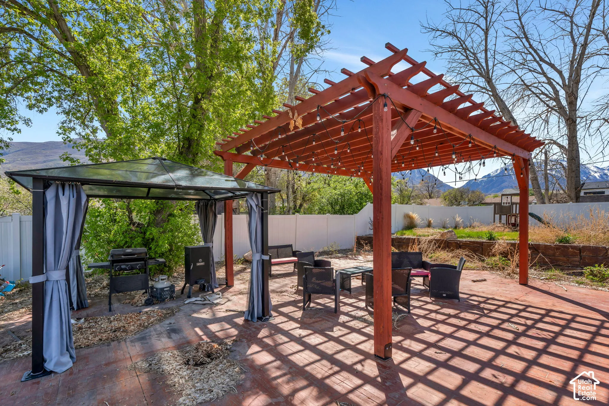 Large entertaining space