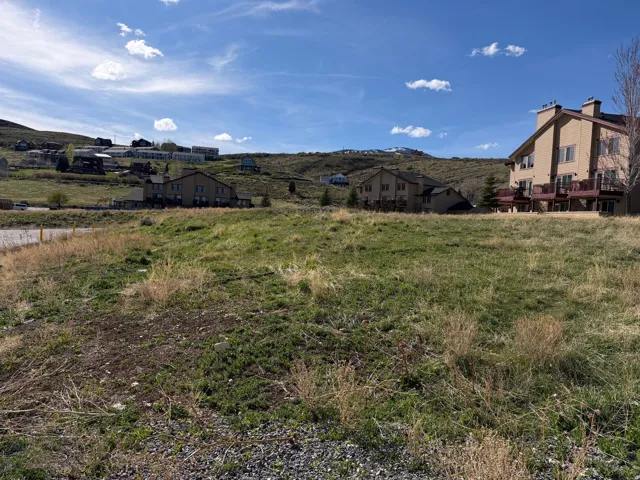 View of yard featuring a residential view