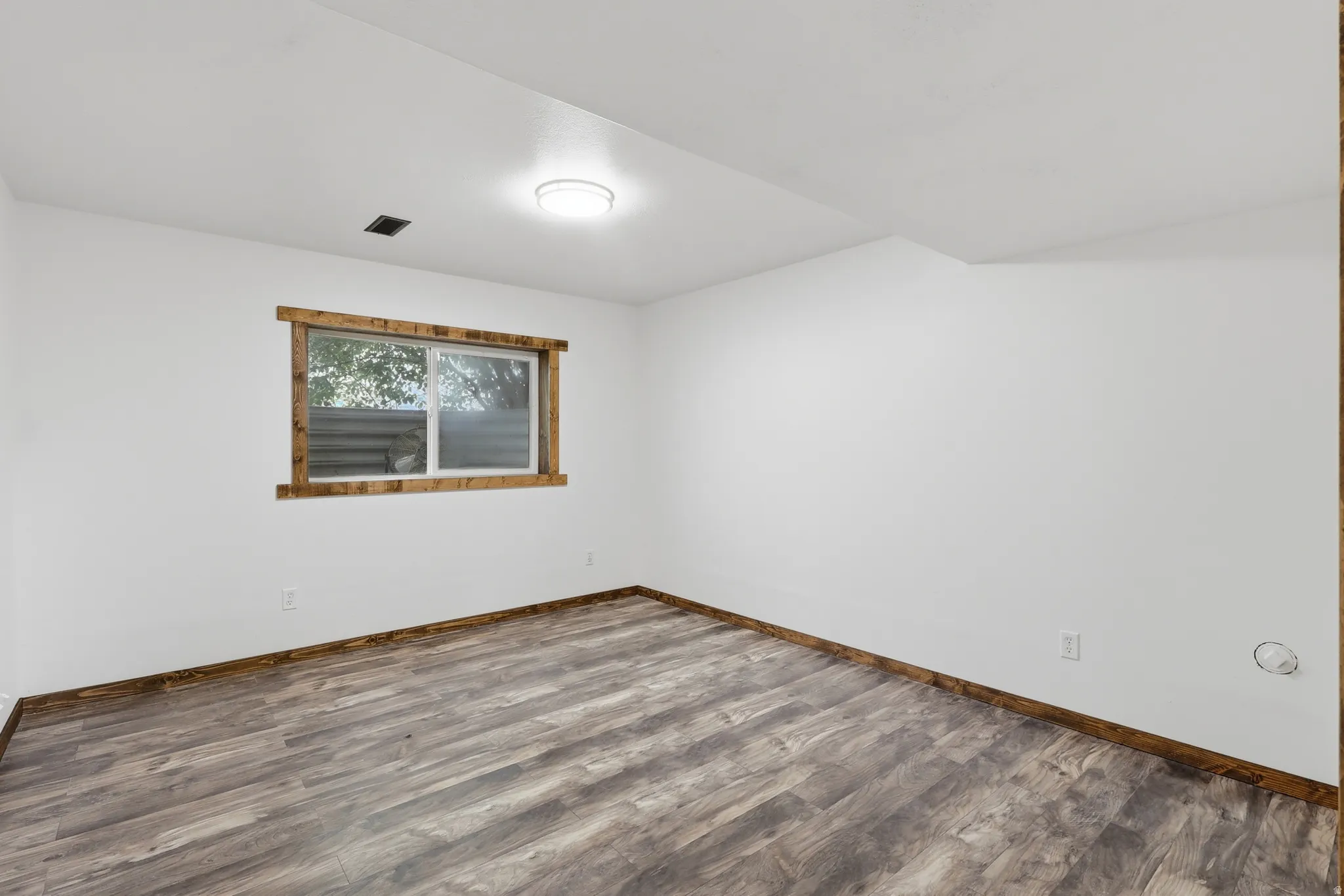 Basement Bedroom 2