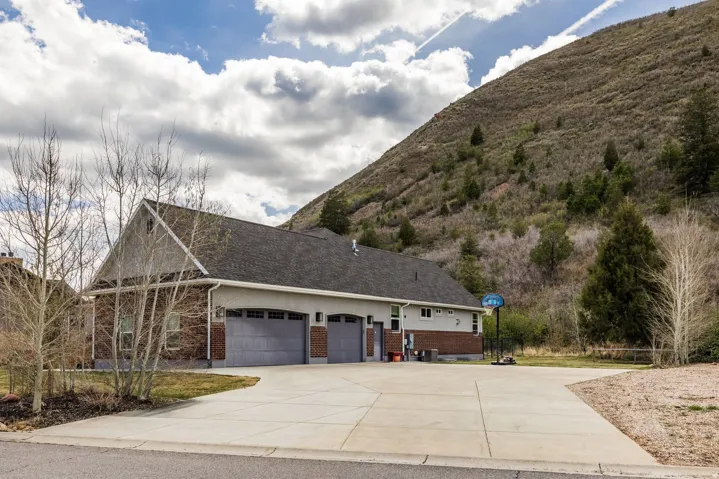 870 E 350 S, Kamas, Utah 84036