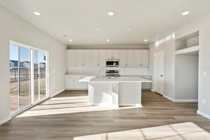 7048 N Obsidian Way, Eagle Mountain, Utah 84005