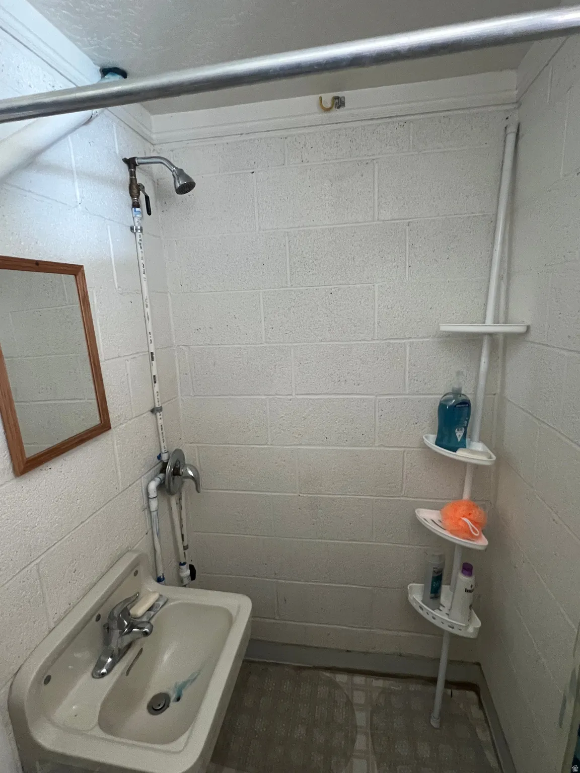 Bathroom with a sink