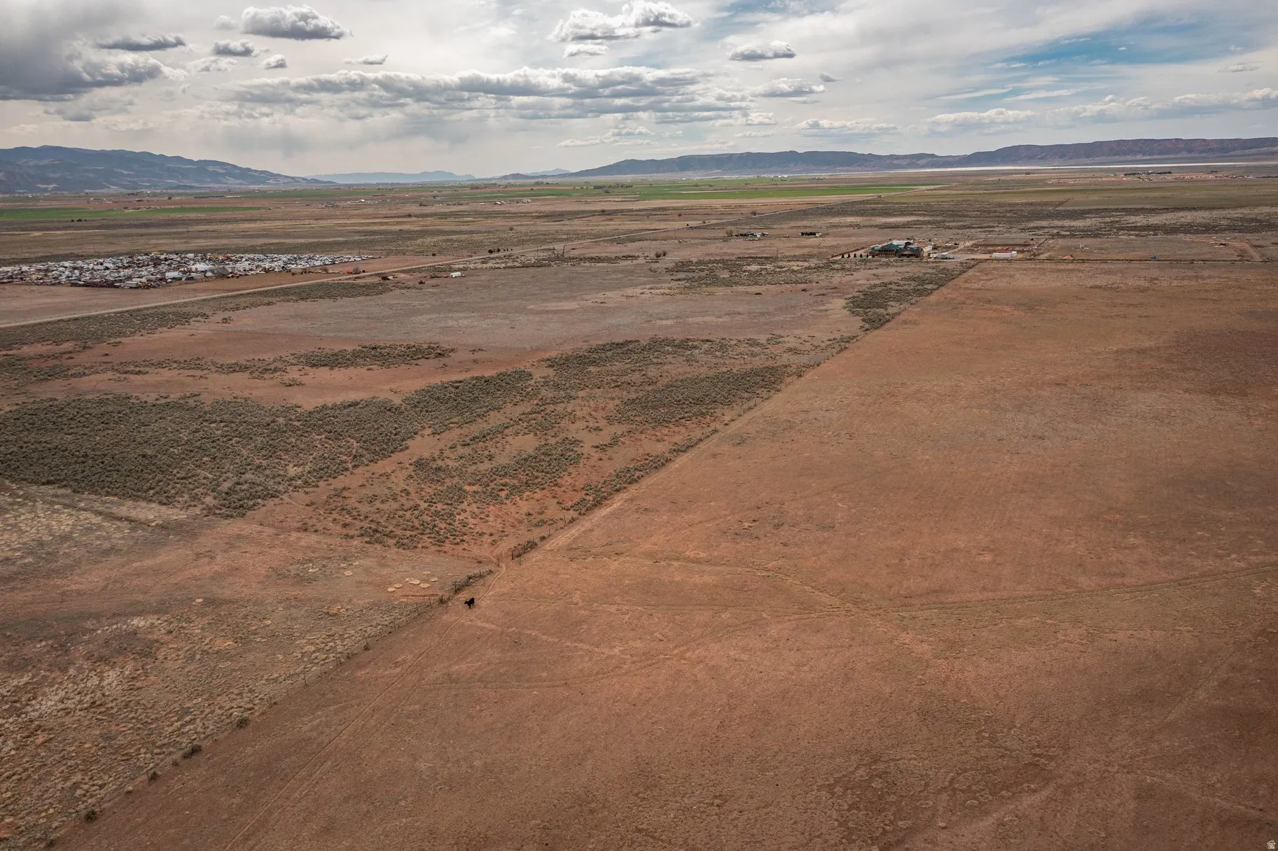 Mountain view with rural landscape and a desert landscape