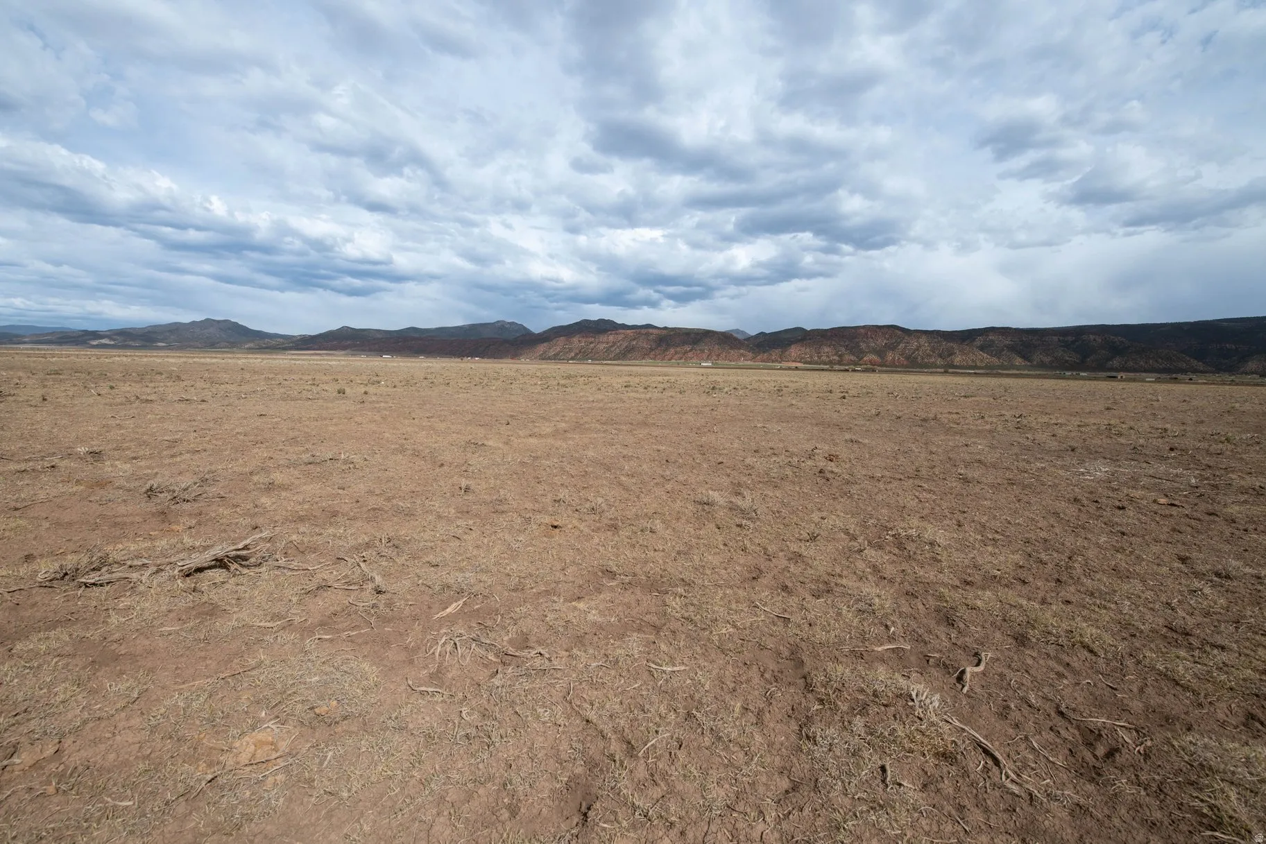View of mountain background with rural landscape