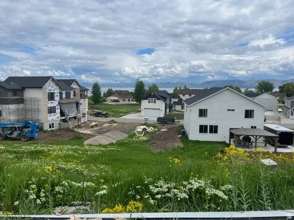 676 Lochwood Dr, Garden City, Utah 84028