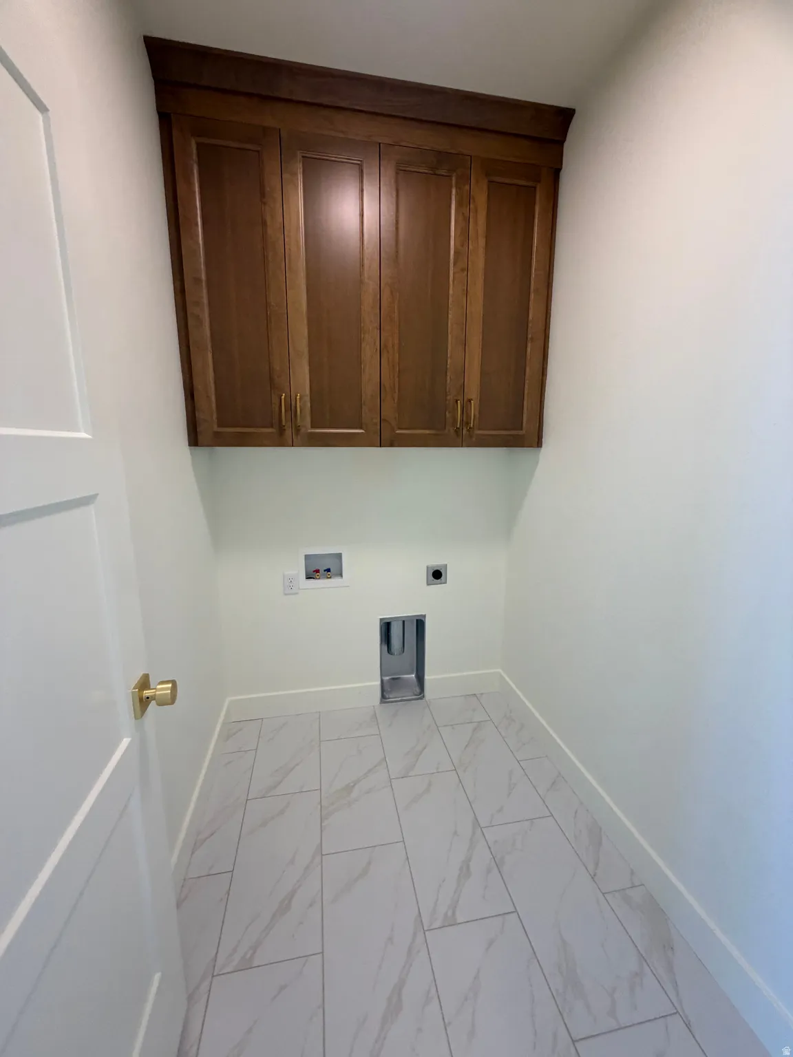THIS IS A PHOTO OF A PREVIOUSLY BUILT HOME AN EXAMPLE OF THIS PLAN
