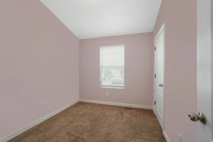2nd North east bedroom