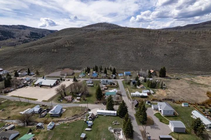 Bird's eye view of a mountainous background