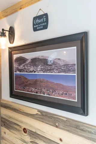 Historic picture of Scofied on front wall (included in sale)