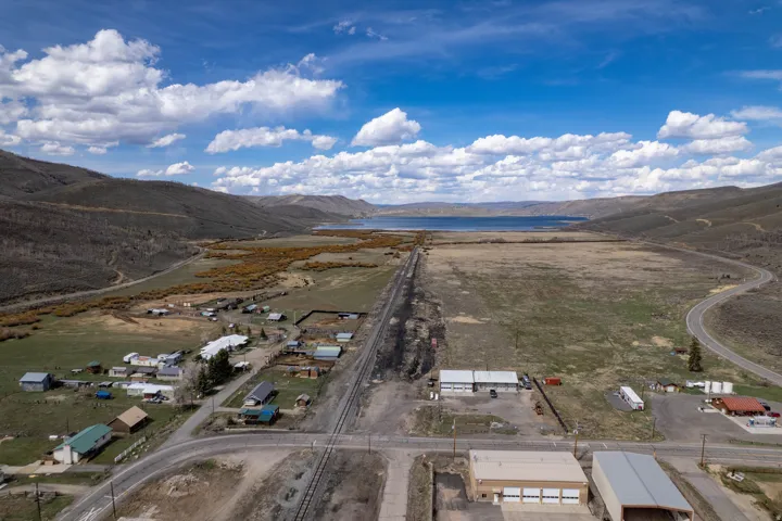 Bird's eye view of a water and mountain view