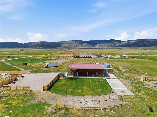 Overview of rural landscape with a mountainous background