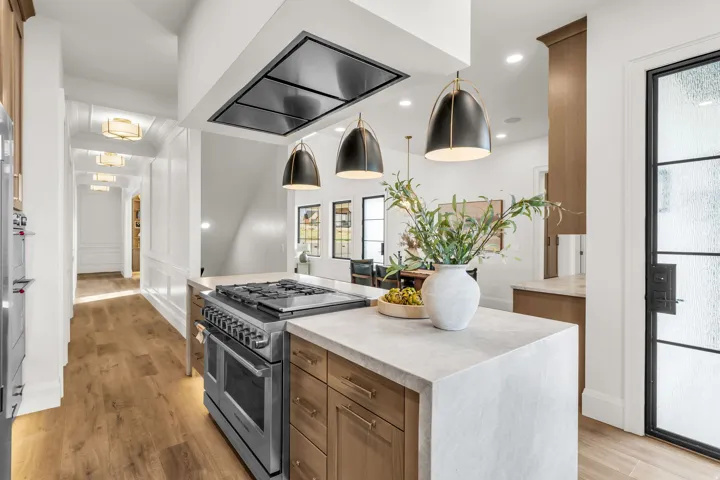 1298 S 1090 E, Salem, Utah 84653