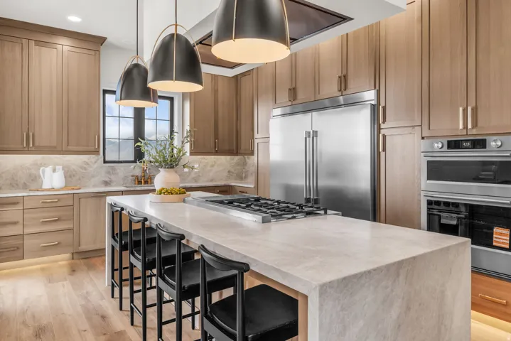 1298 S 1090 E, Salem, Utah 84653
