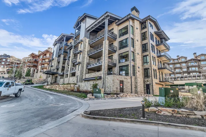 7697 Village Way #104, Park City, Utah 84060