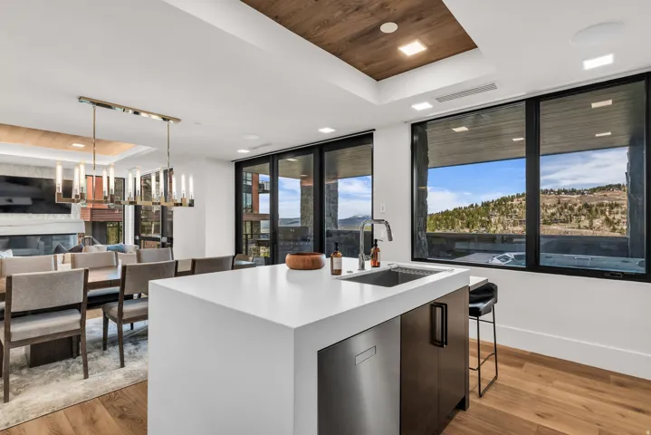 7697 Village Way #104, Park City, Utah 84060
