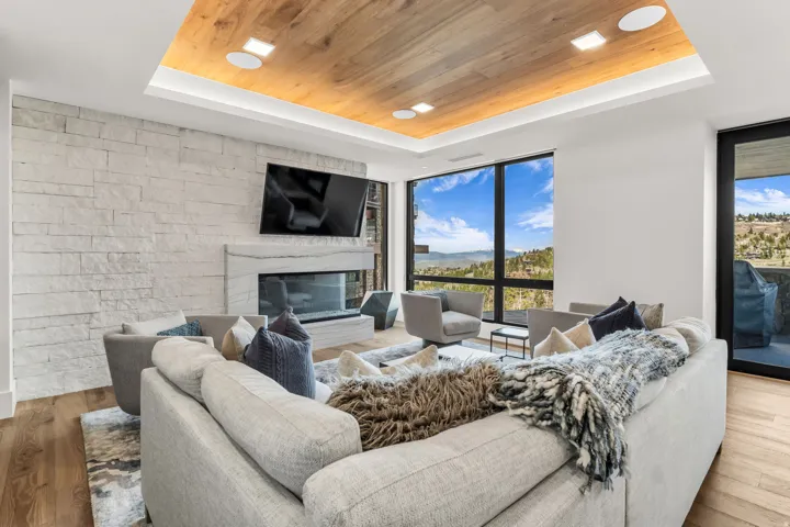 7697 Village Way #104, Park City, Utah 84060