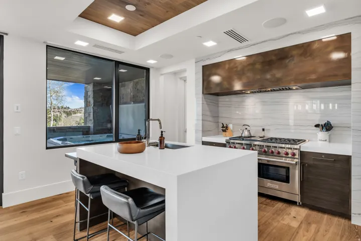 7697 Village Way #104, Park City, Utah 84060
