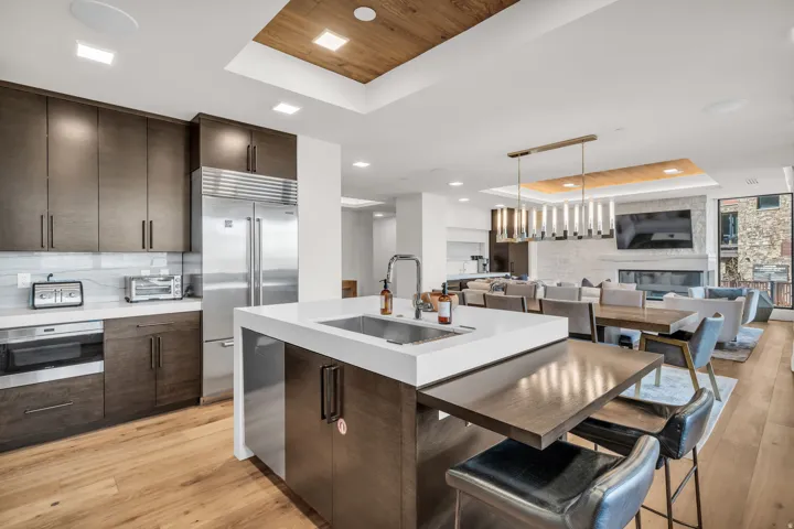 7697 Village Way #104, Park City, Utah 84060