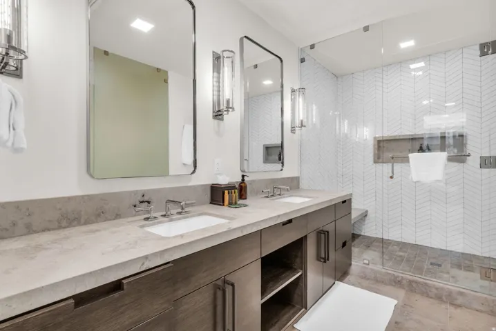 7697 Village Way #104, Park City, Utah 84060
