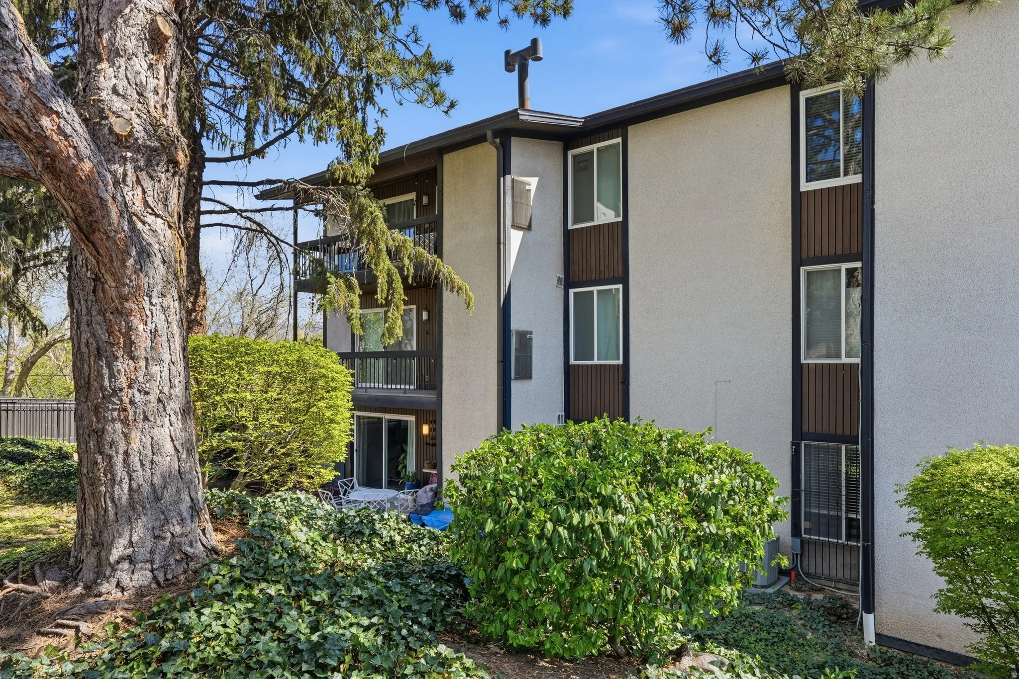 View of condo building / complex