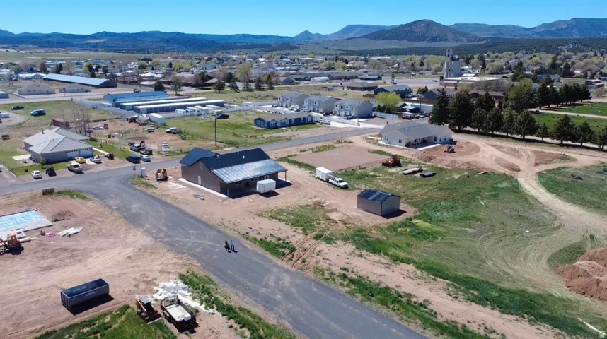 View of property location featuring a mountain backdrop