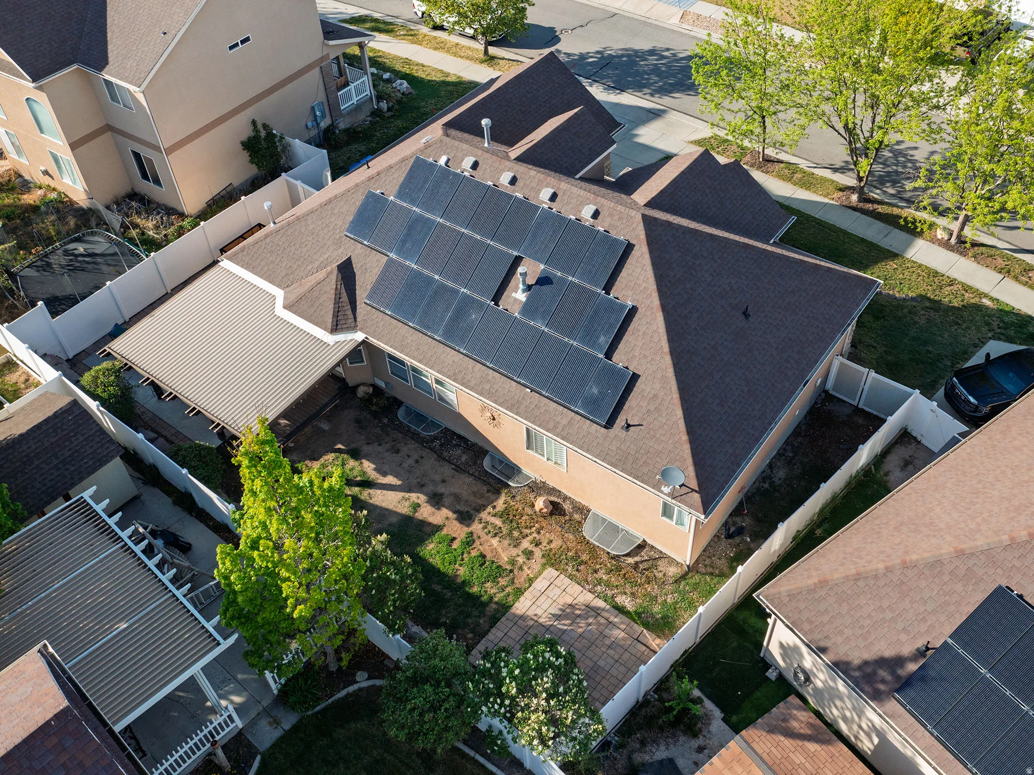 Aerial view of property and surrounding area