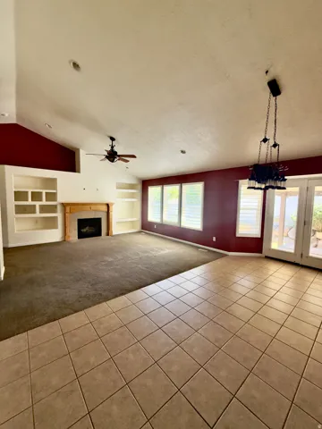 Vaulted ceilings complement the two-tone wall treatment