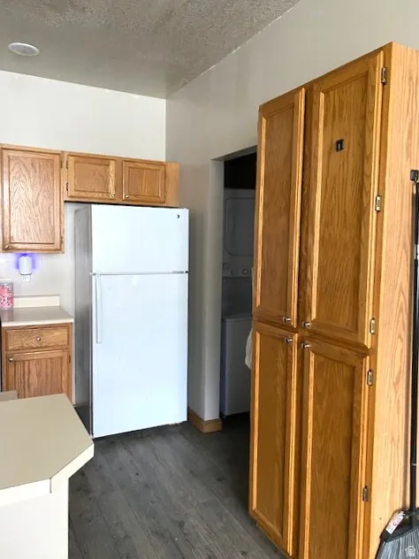 Washer/Dryer stay