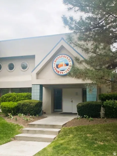 Clubhouse w/ gym