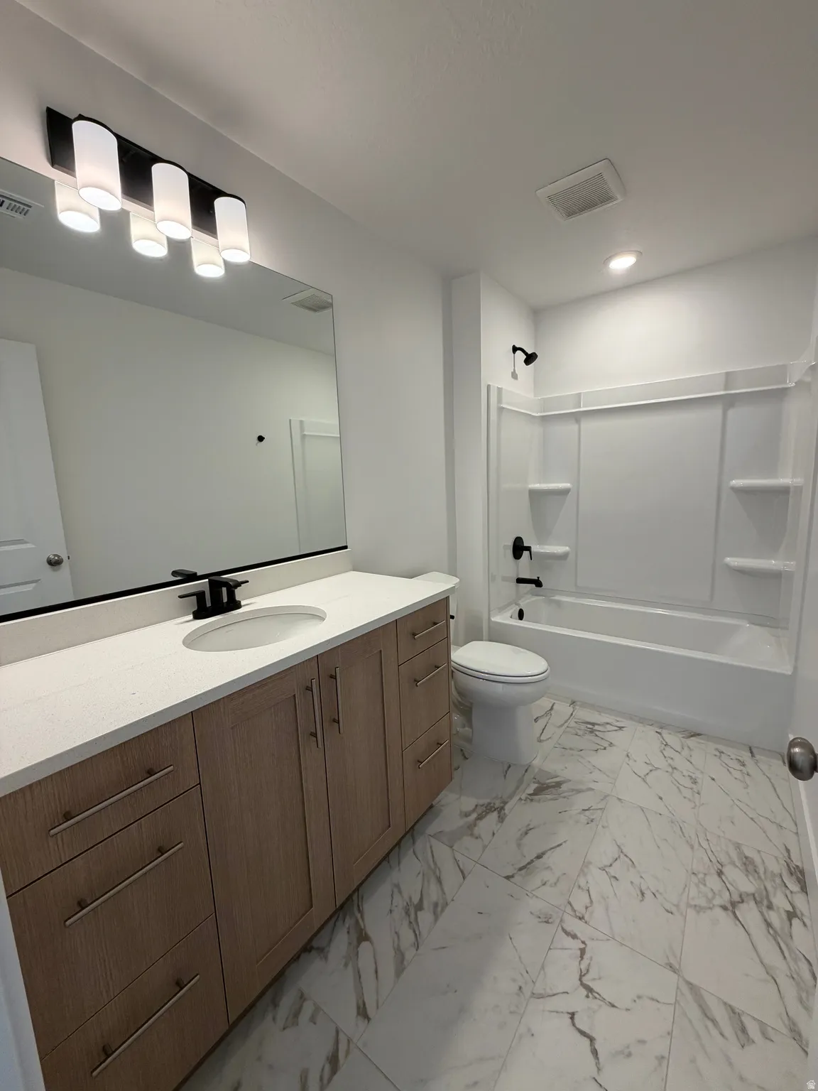 Full Bathroom on Ground Level