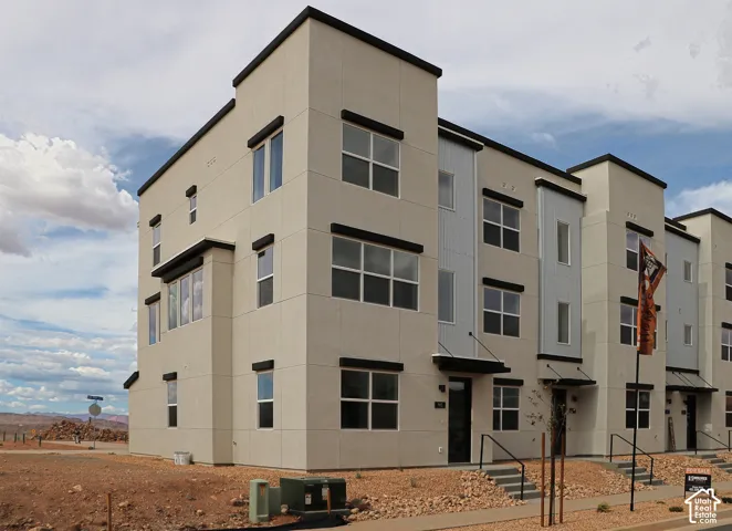 915 W Gold Ridge Lane, St. George, Utah 84790