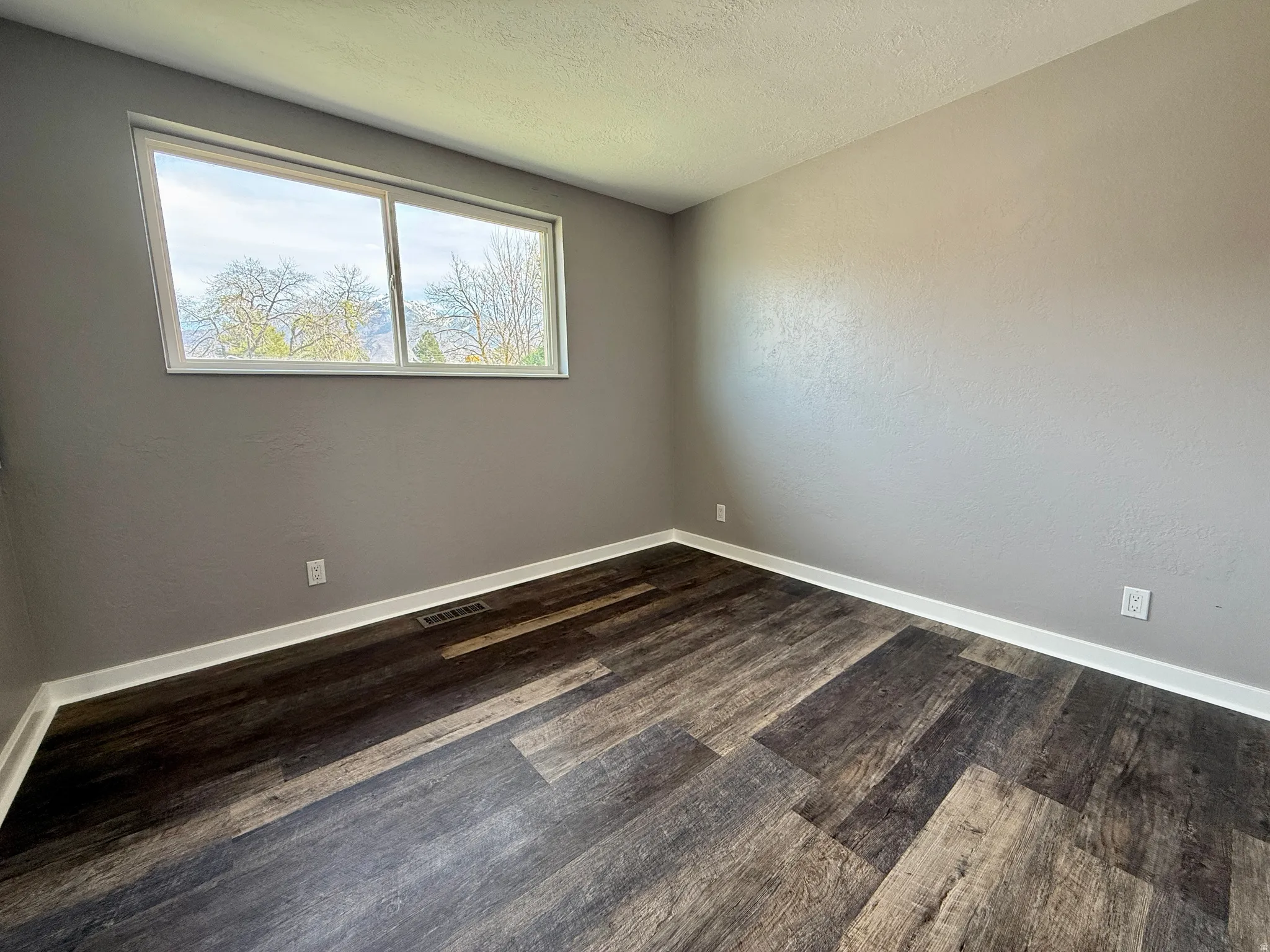 Upper bedroom 3
