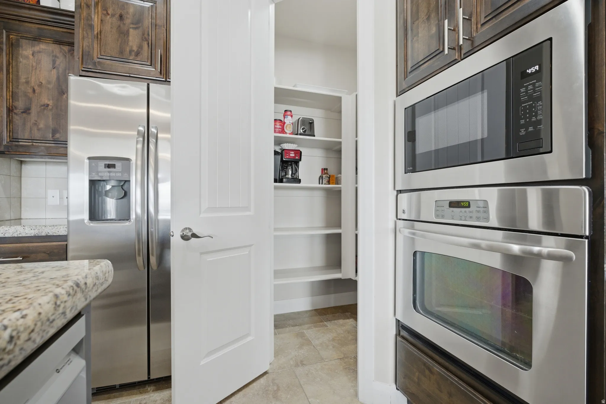 Looking into Pantry