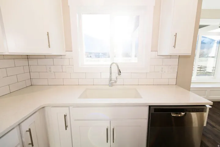 Photo is of previously built home. Some features in photo may be optional. Consult sales manager for more info.