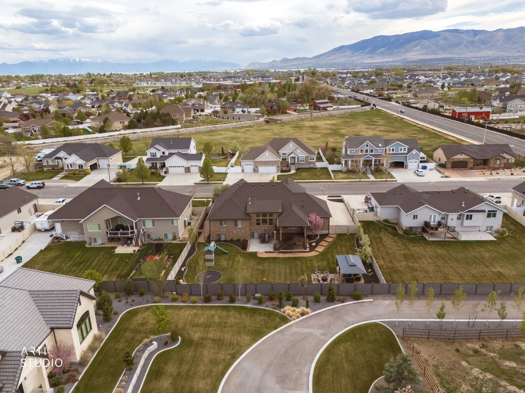 Aerial view of residential area with mountains