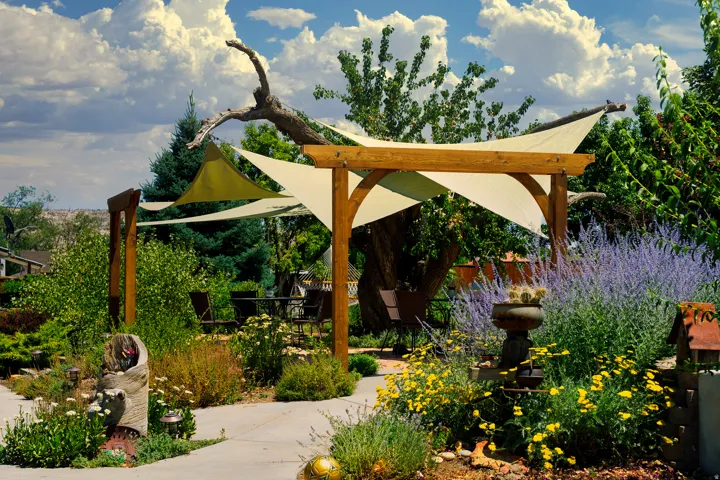 View of home's community