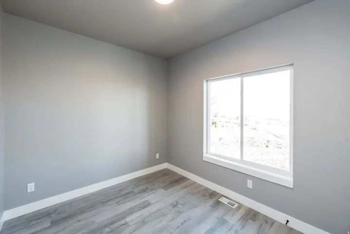 Photo is of previously built home by builder. Some features may be optional. Consult with sales manager for more info.