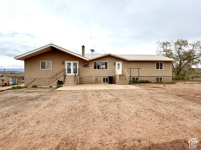 8457 E 6000 N, Lapoint, Utah 84039