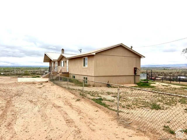 8457 E 6000 N, Lapoint, Utah 84039