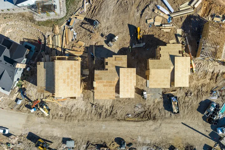 Aerial view of property and surrounding area
