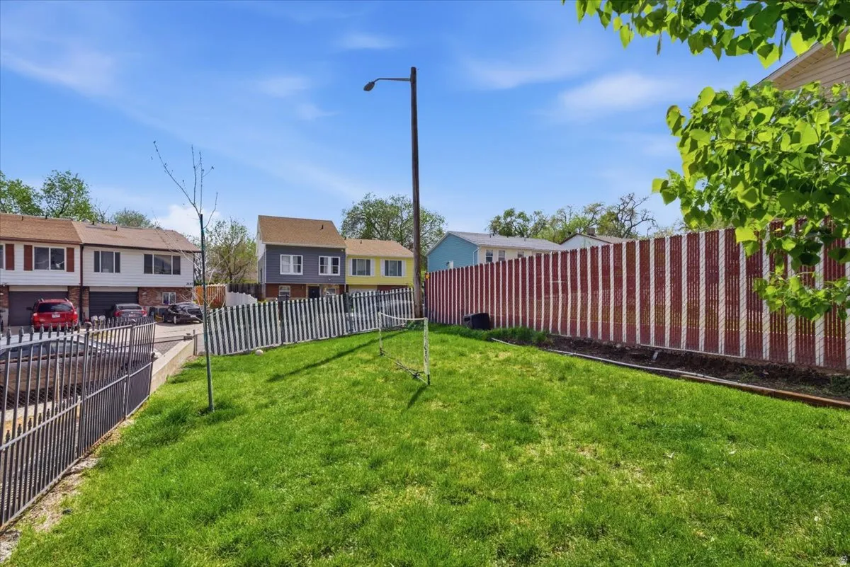 View of yard featuring a residential view