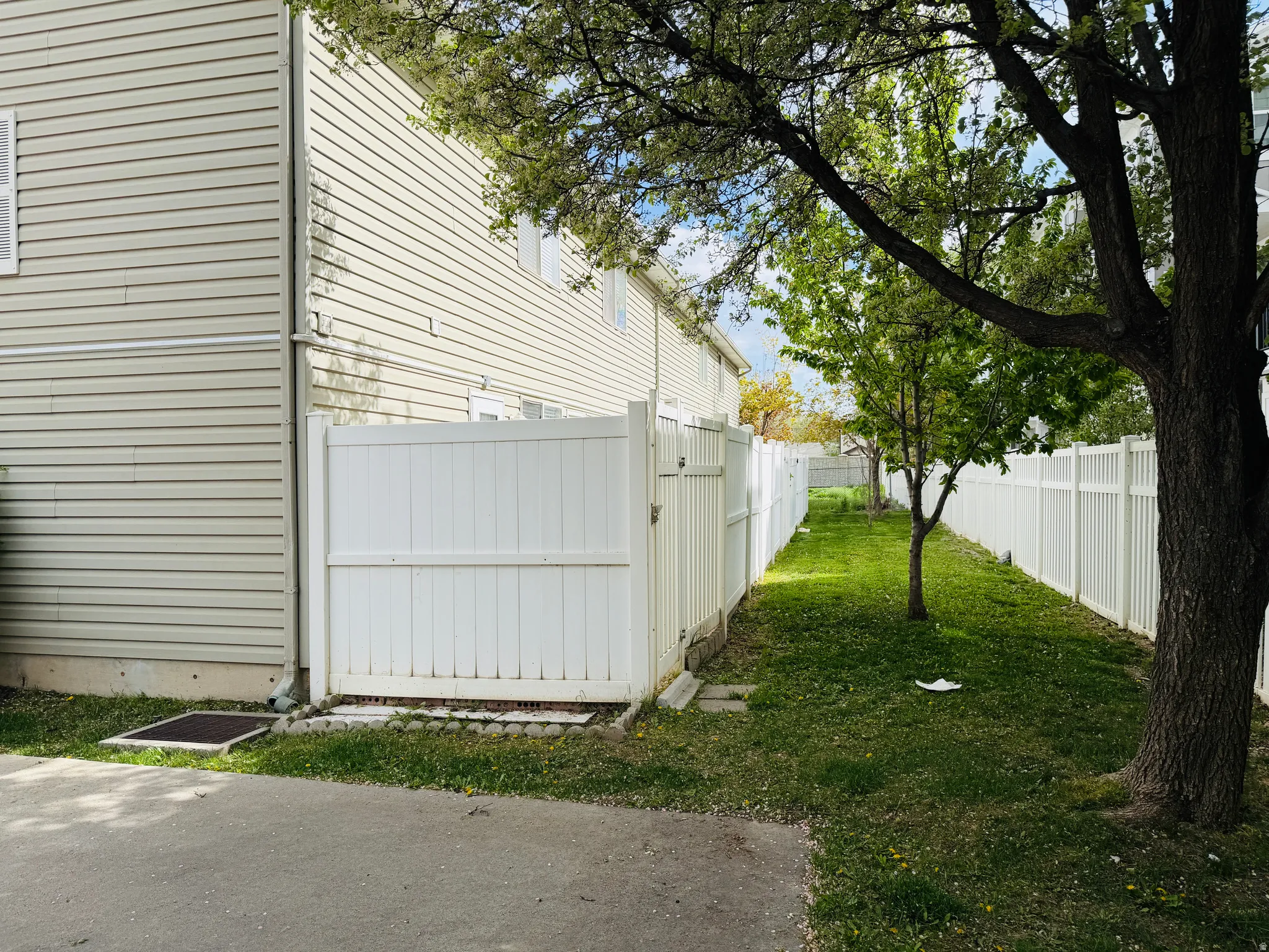 View of property exterior