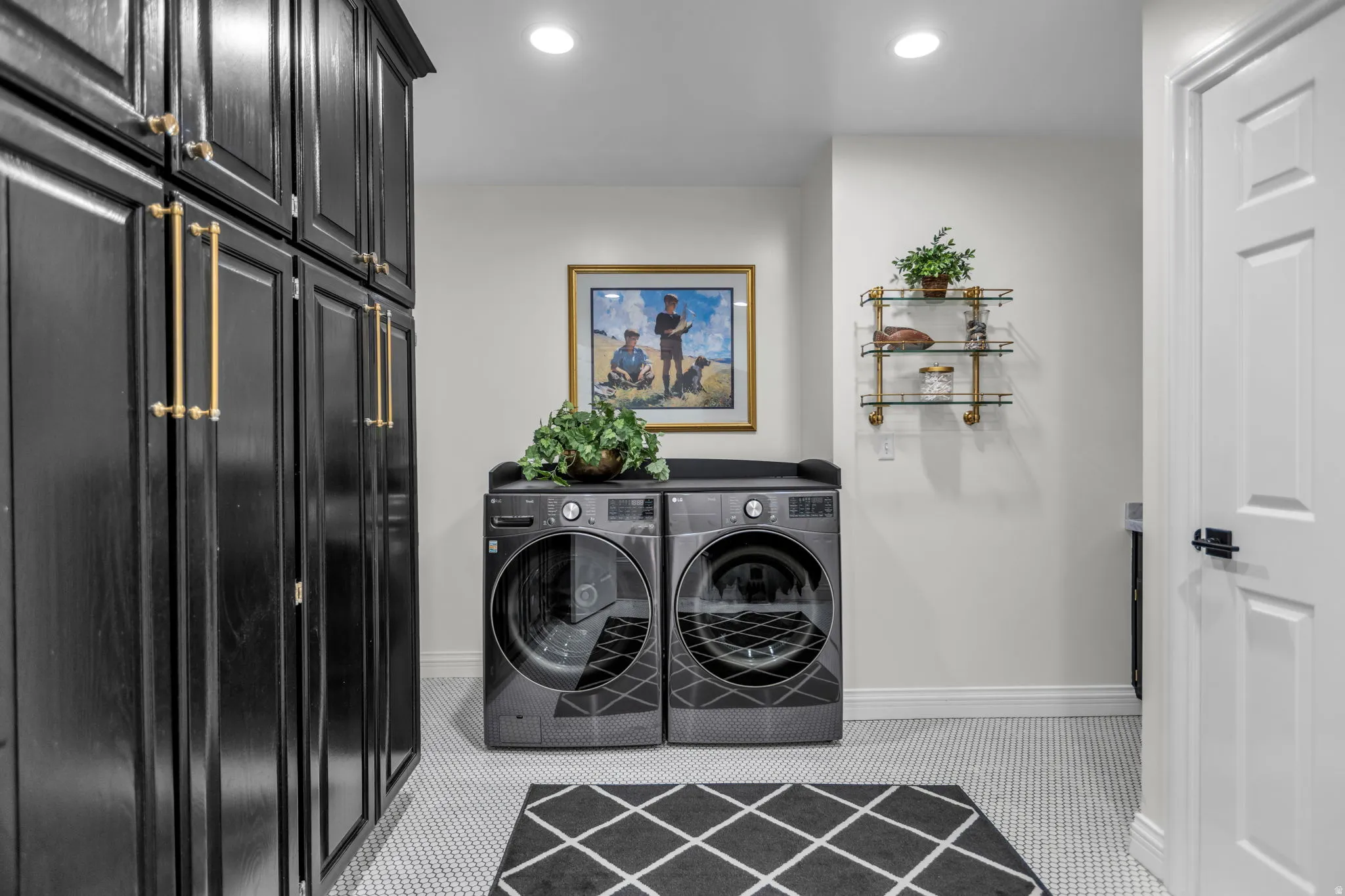 Laundry area & bathroom