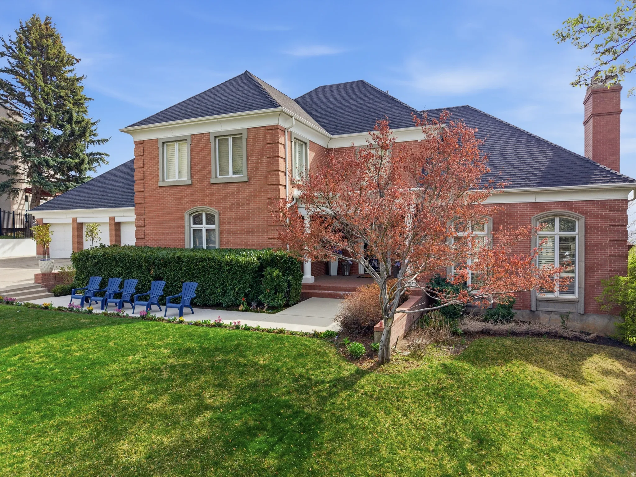 View of the front of the house