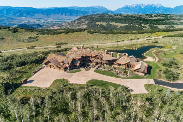 Bird's eye view of a water and mountain view