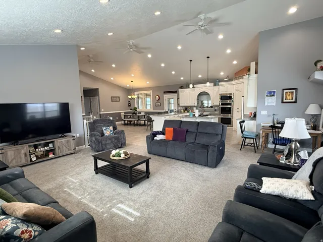 995 S 230 E, Panguitch, Utah 84759