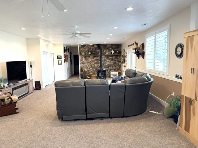 995 S 230 E, Panguitch, Utah 84759