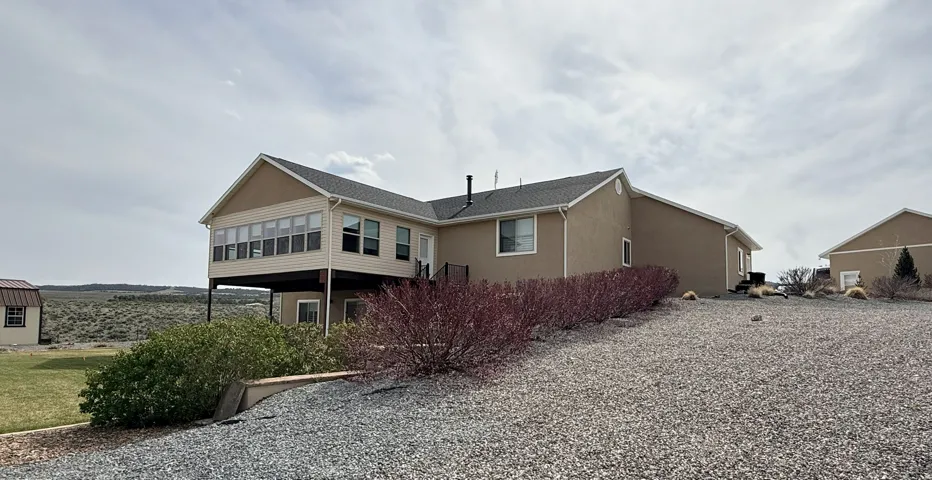 995 S 230 E, Panguitch, Utah 84759